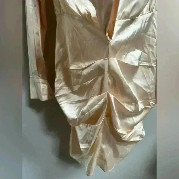 NWT | PrettyLittleThing Champagne Satin Ruched Shirt Dress | Women’s Size US 6 - Picture 8 of 14